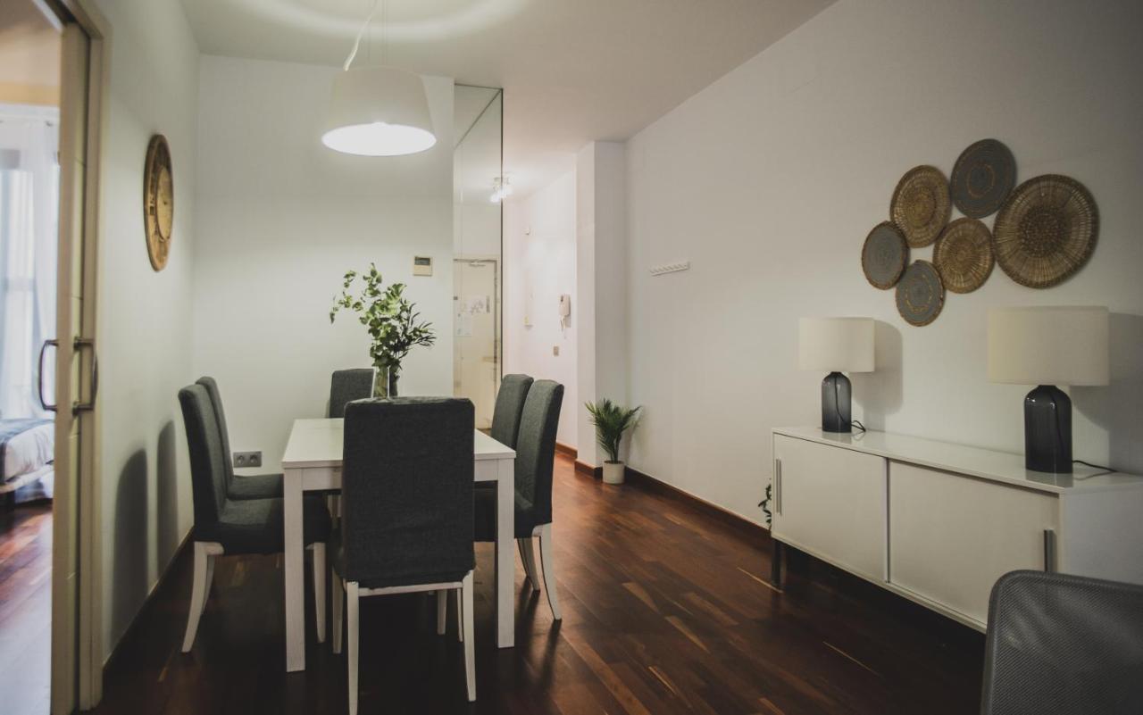 Azz Sevilla Torre De La Plata Apartamentos Εξωτερικό φωτογραφία