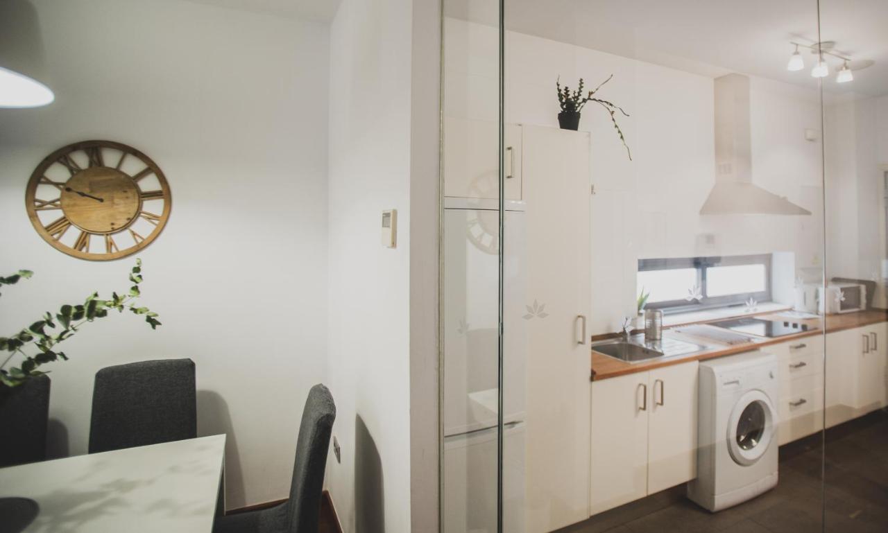 Azz Sevilla Torre De La Plata Apartamentos Εξωτερικό φωτογραφία